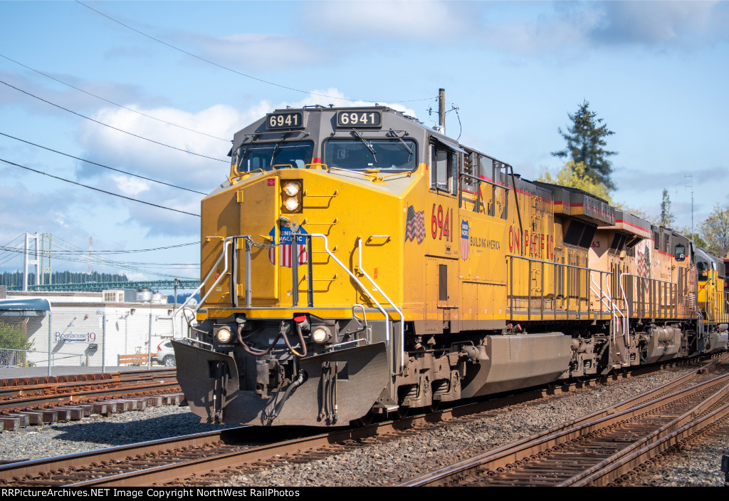 UP 6941